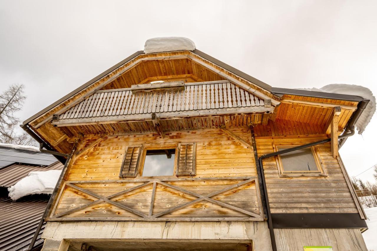 Apartments Farm House Uric Jesenice Exterior foto